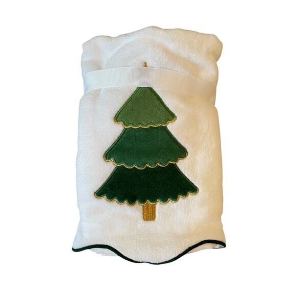 Kassatex Green Velvet Christmas Tree Hand Towels 16x28 Embroidered Set of 2 NEW - Picture 7 of 9